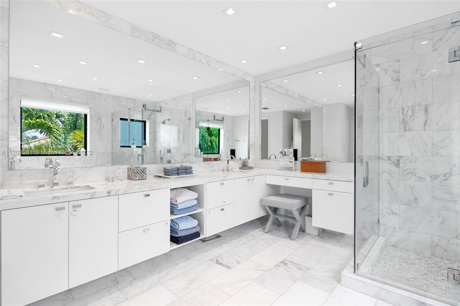 LA GORCE GOLF SUB - Residential