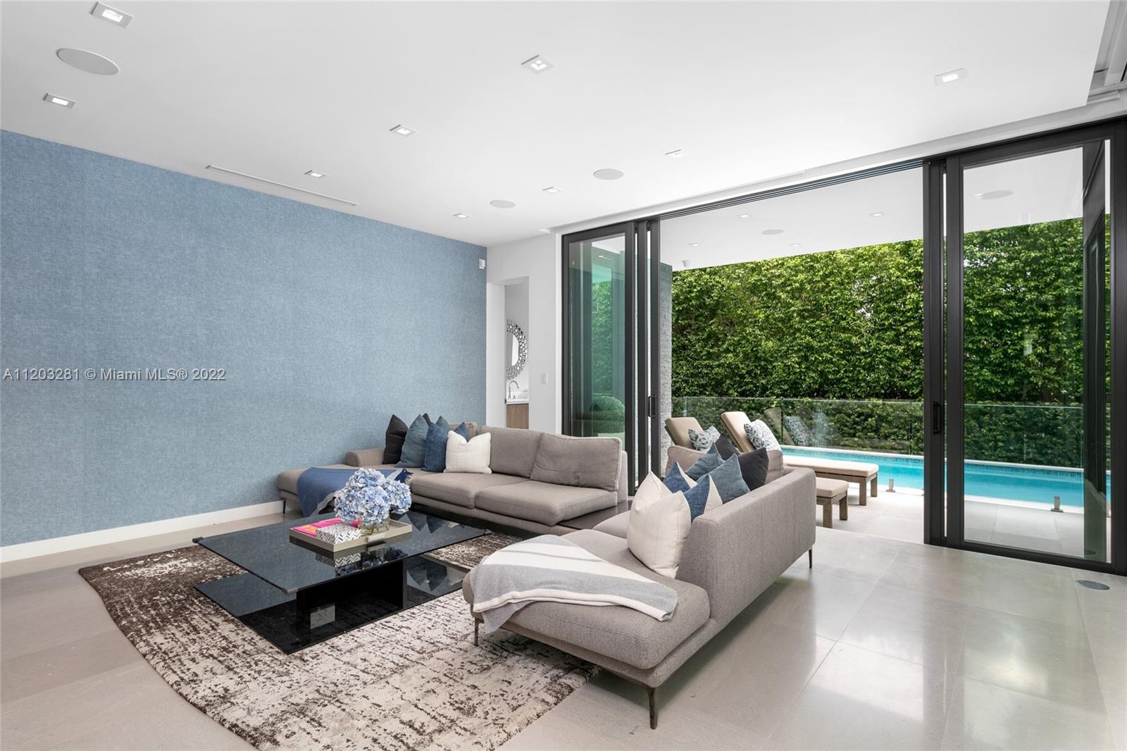 LA GORCE GOLF SUB - Residential