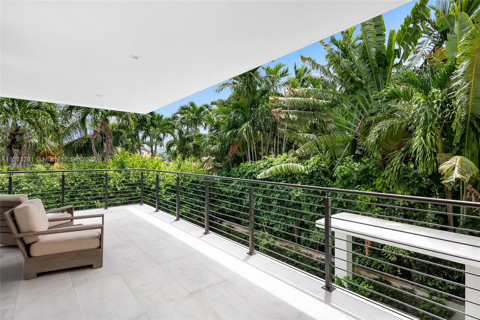 LA GORCE GOLF SUB - Residential