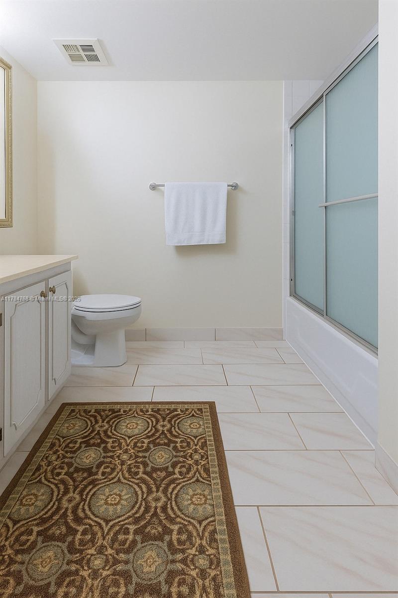 LAKE POINT TOWER CONDOMIN - Residential