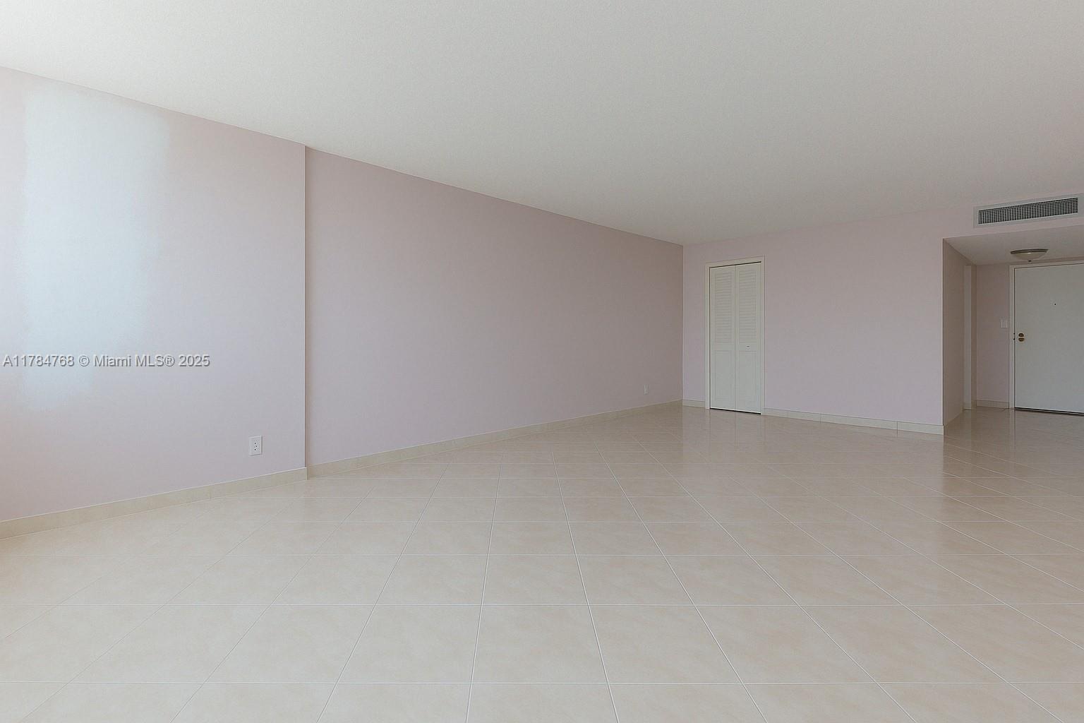 LAKE POINT TOWER CONDOMIN - Residential