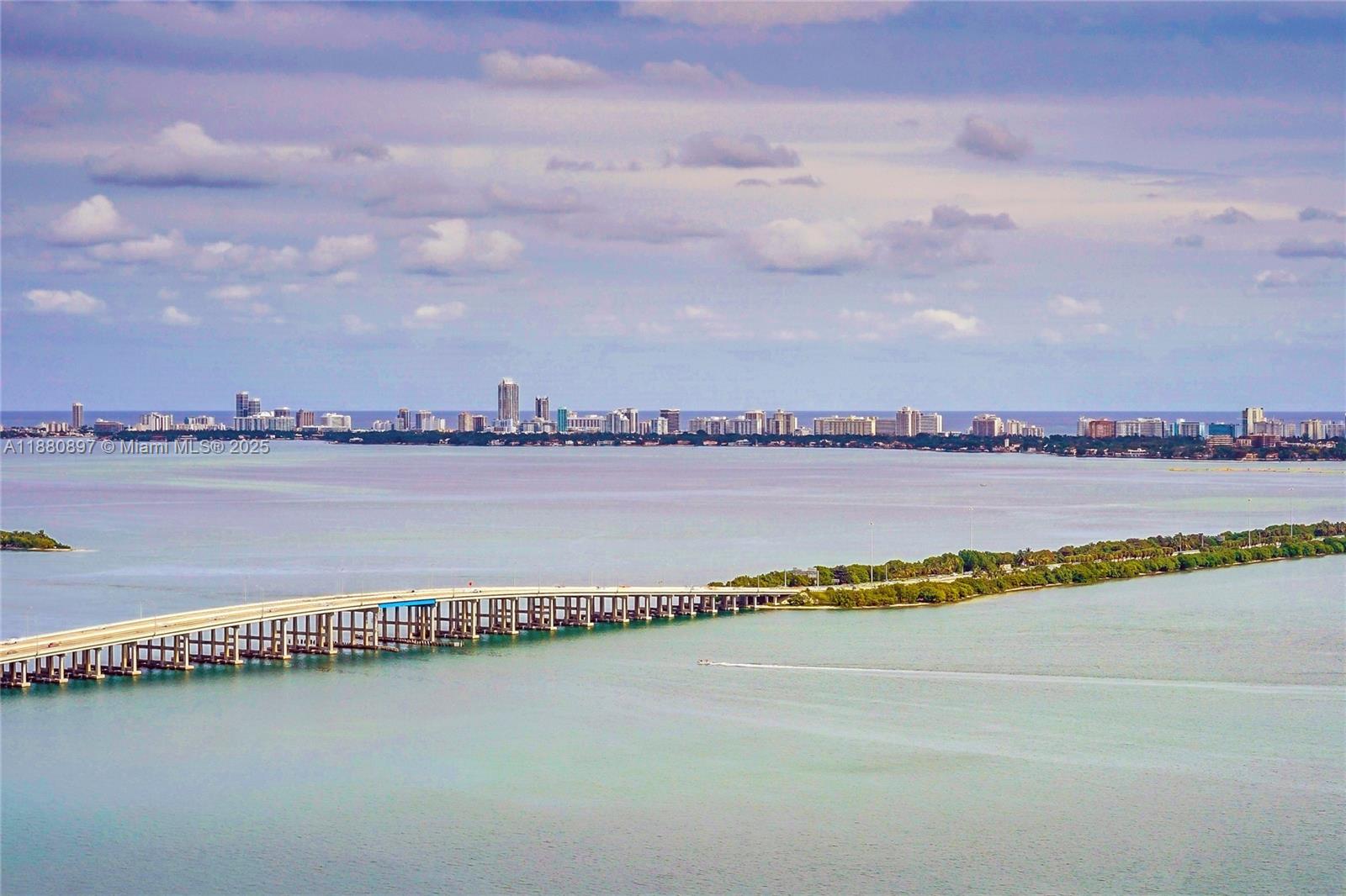 ICON BAY CONDO - Residential Lease