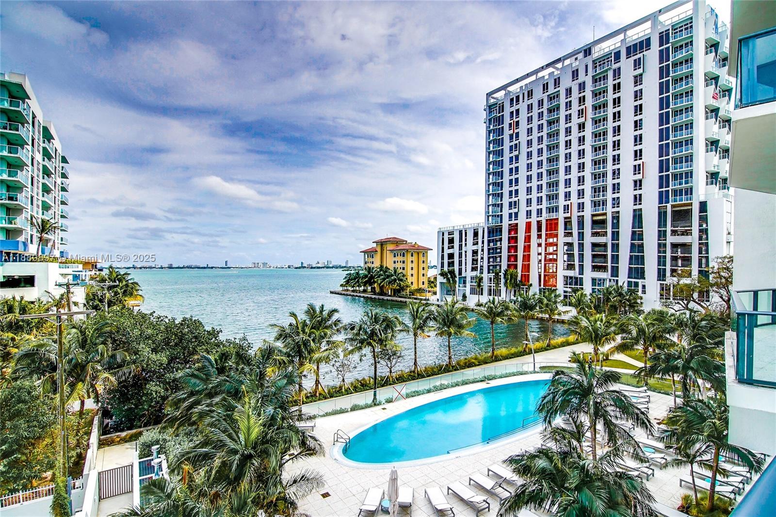 ICON BAY CONDO - Residential Lease