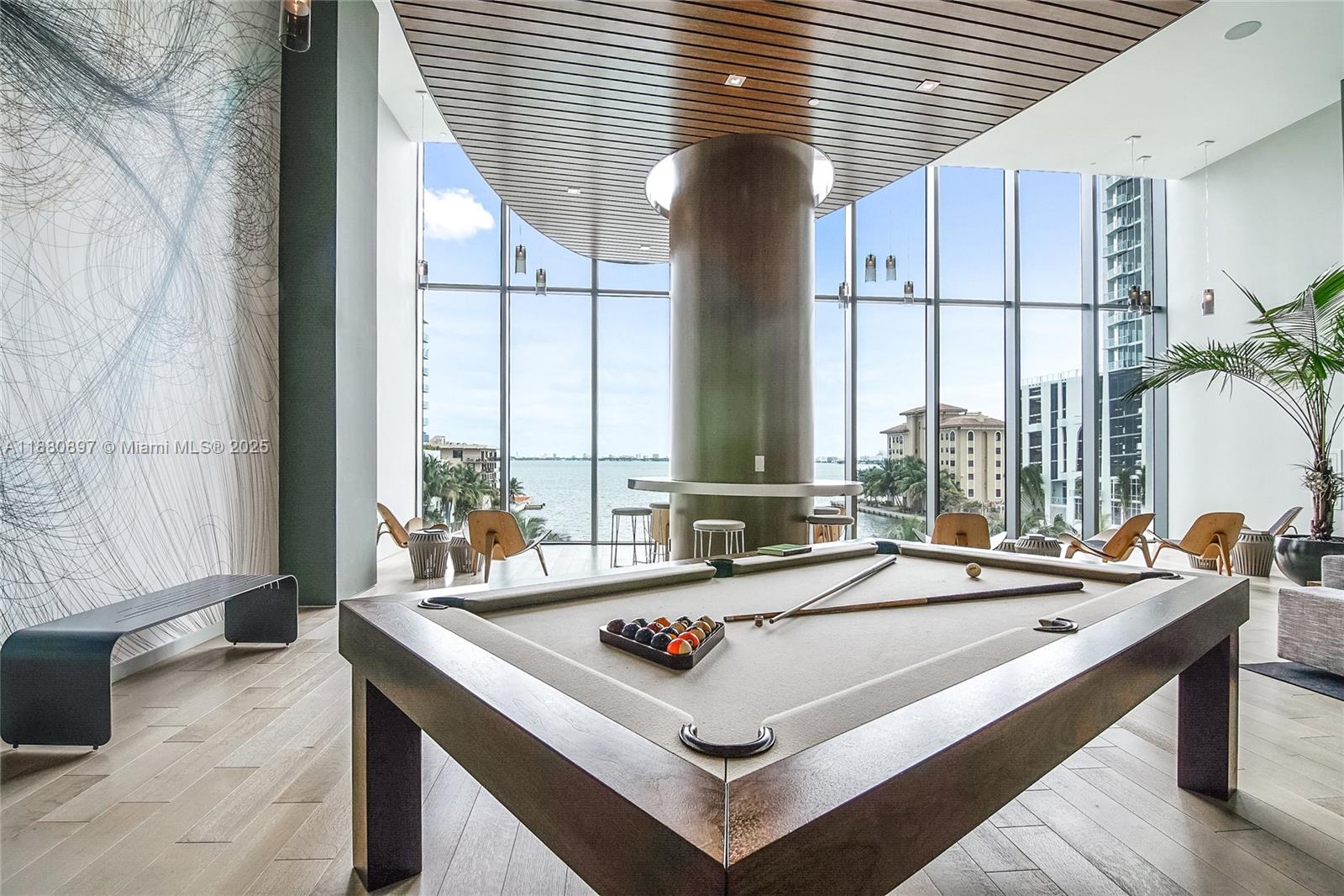 ICON BAY CONDO - Residential Lease