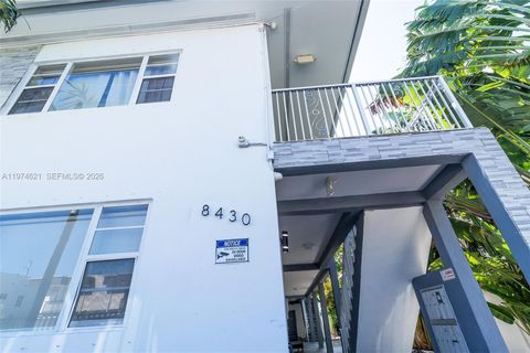 8430 Harding Ave 3 Miami Beach FL 33141