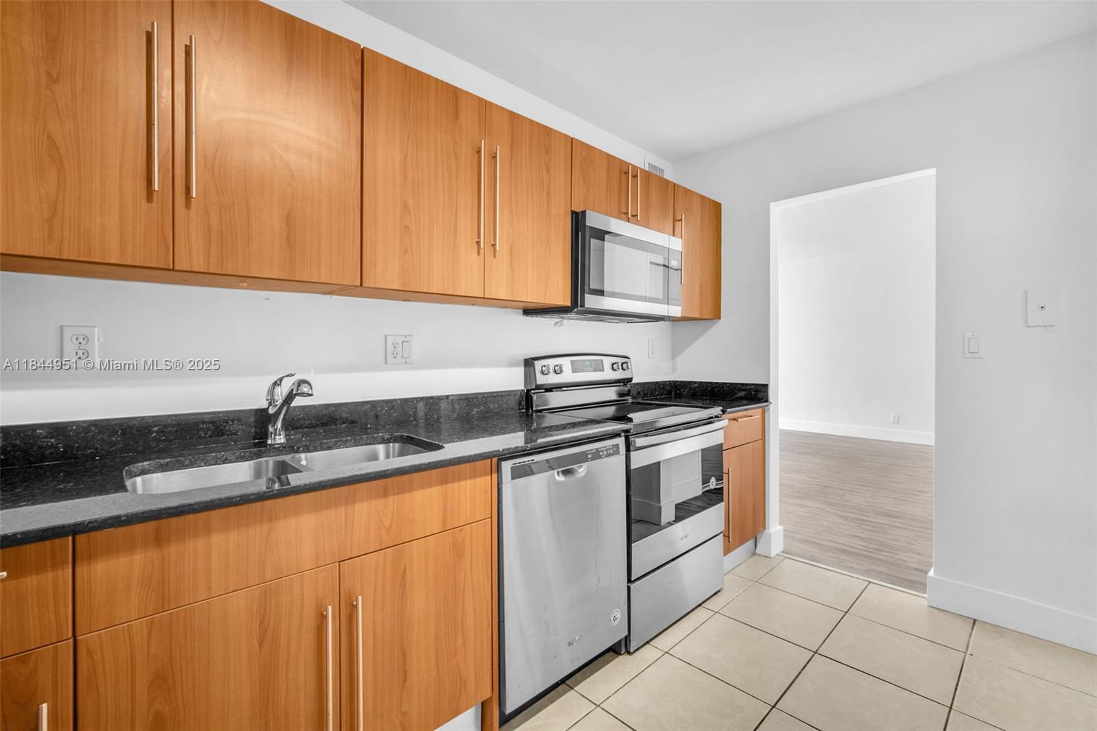 3001 S Ocean Dr 1231