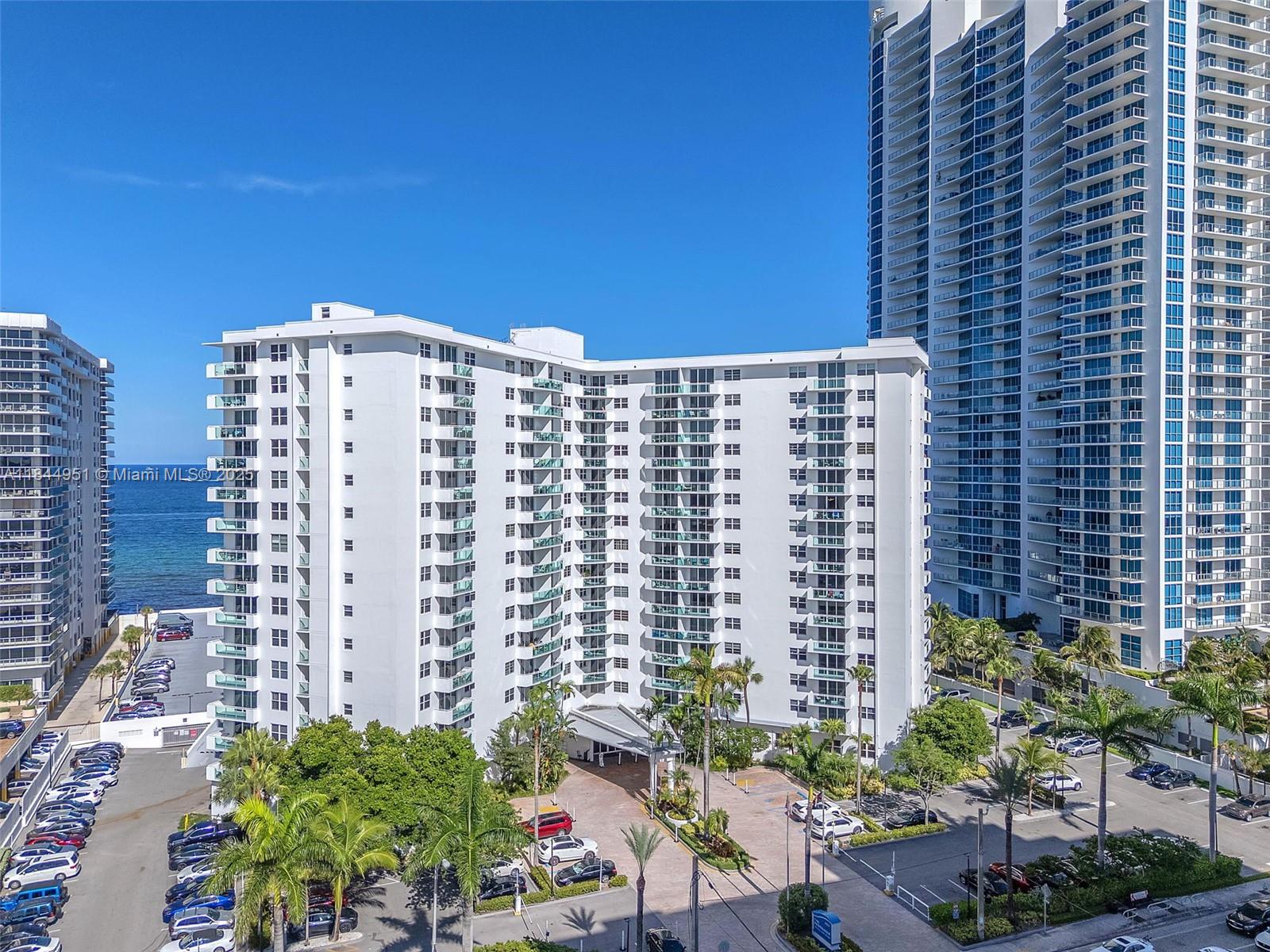 1BR/1BA condo in newly remodeled building in prime Hollywood Beach location! Features include stainless steel appliances, 2-year-old A/C, hurricane-impact windows, and stunning unobstructed Intracoastal views. Enjoy resort-style amenities: heated pool, sauna, gym, private beach access, cabanas, and BBQ grills. Across from Publix and near top shops and restaurants. Coastal living at its best. Seller has paid off $37k assessment. Building is up to date with re-certifications.