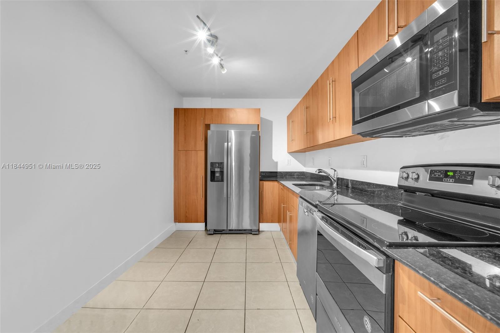 3001 S Ocean Dr 1231