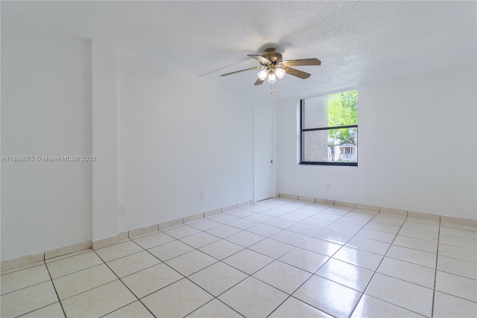 14611 N Kendall Dr 208L
