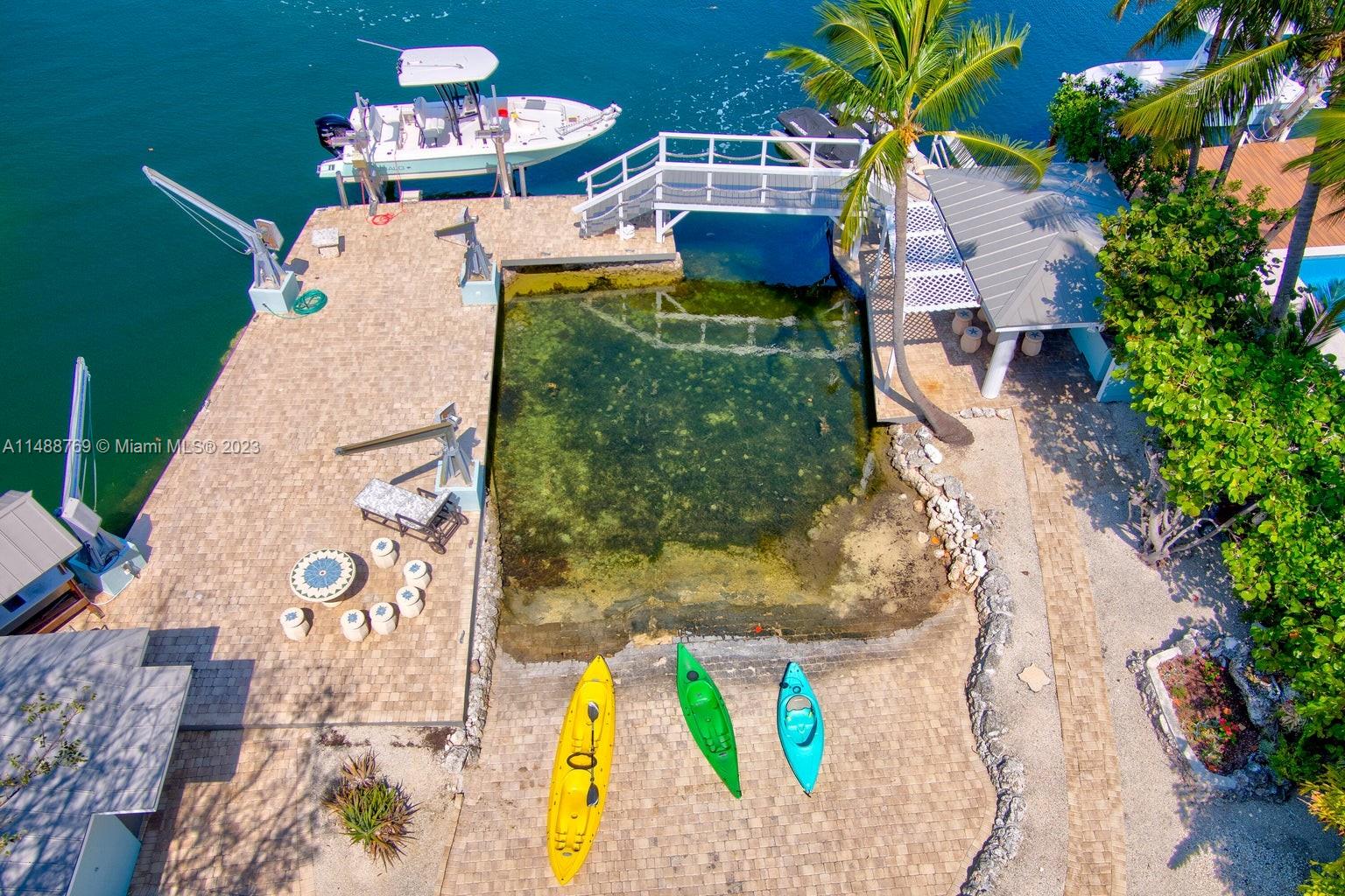 Buttonwood Shores - Residential