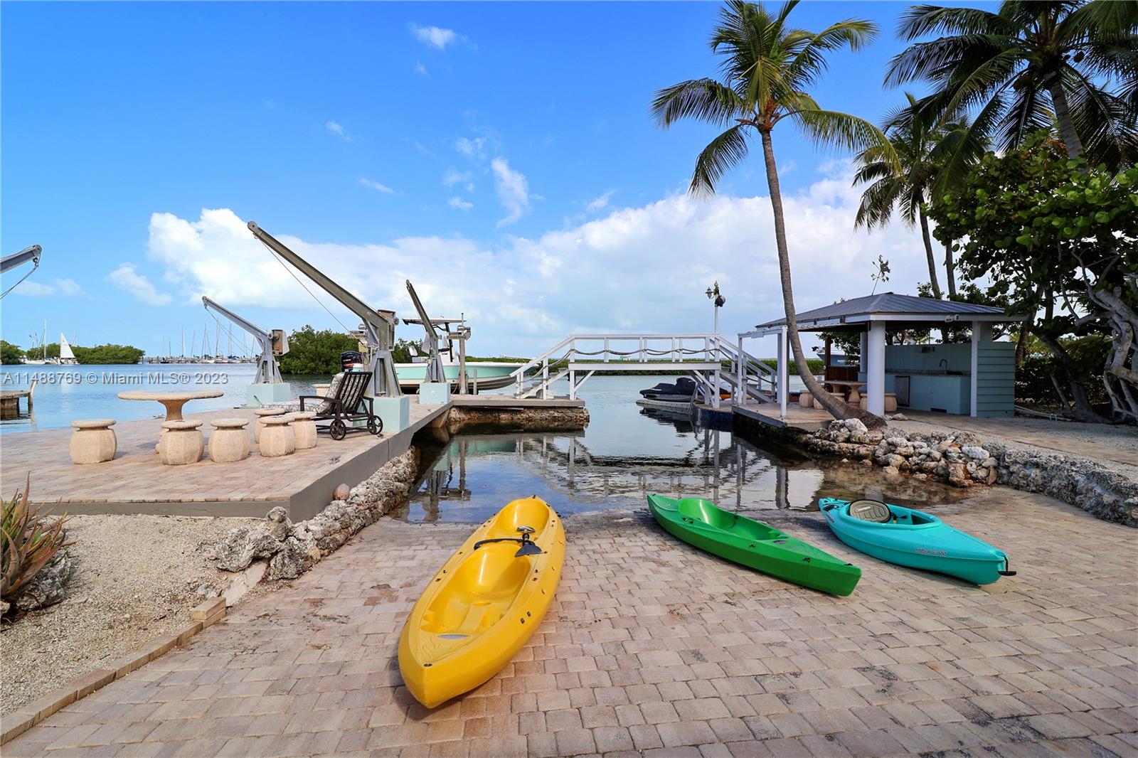 Buttonwood Shores - Residential