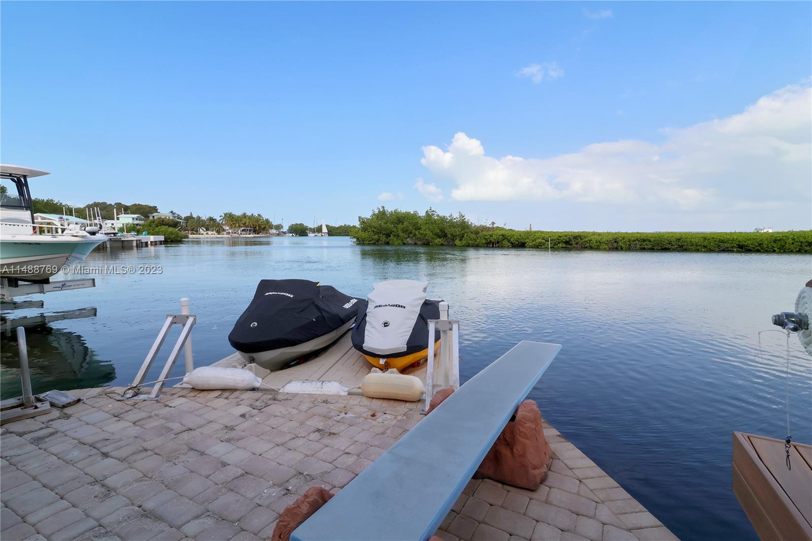 Buttonwood Shores - Residential