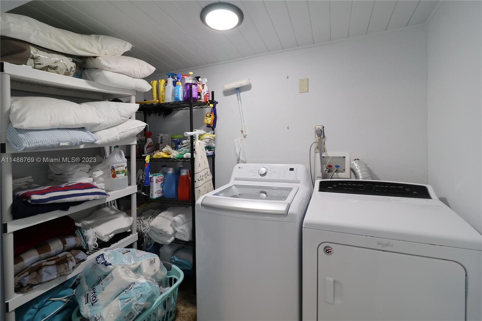 Buttonwood Shores - Residential