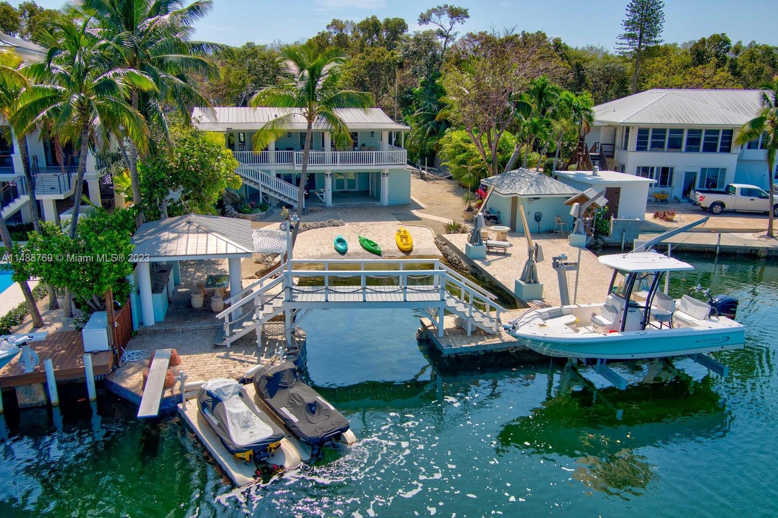 Buttonwood Shores - Residential