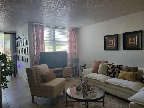 MLS: A11786132