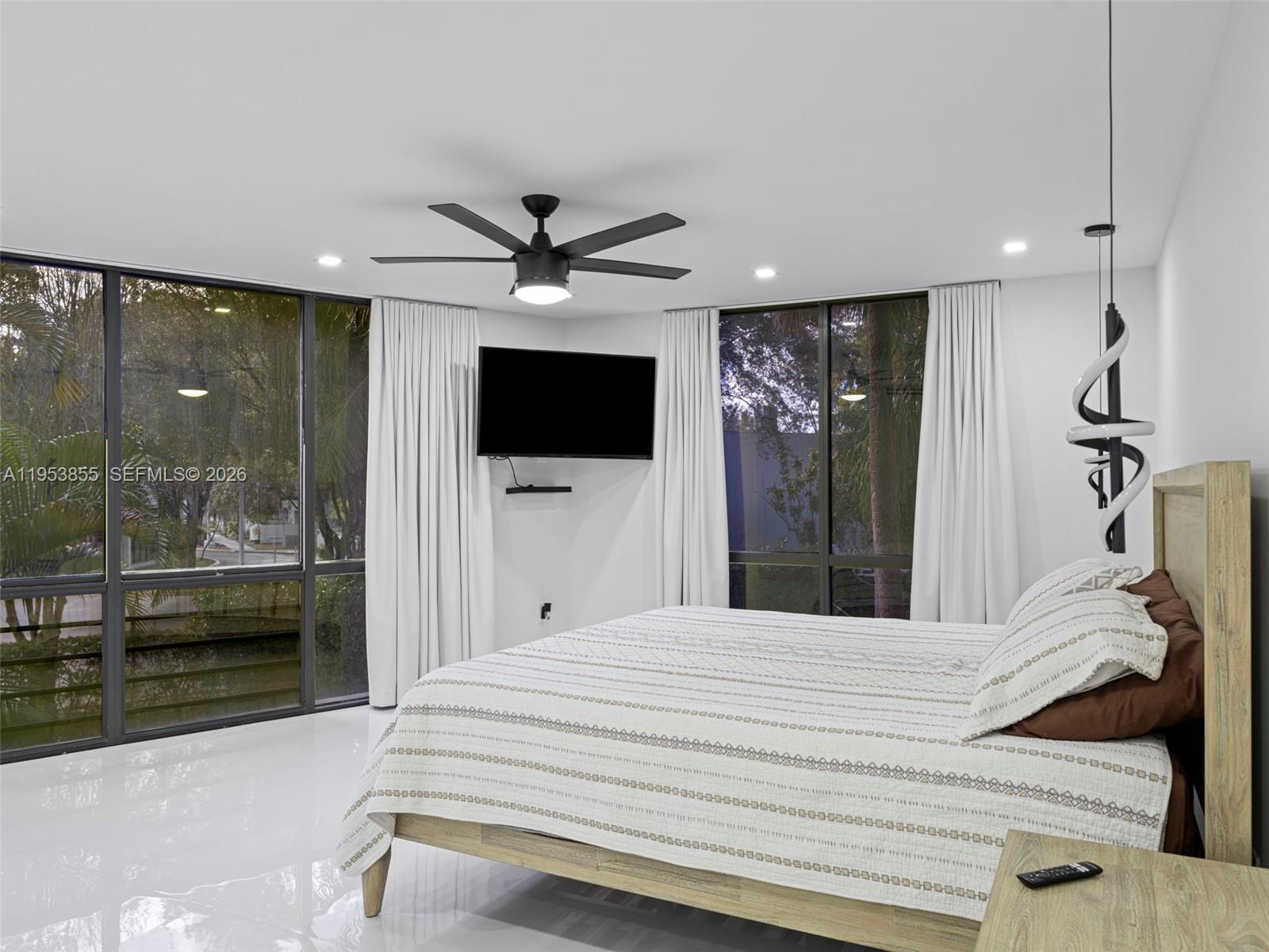 TOWERS OF KENDALE LAKES C - Residential