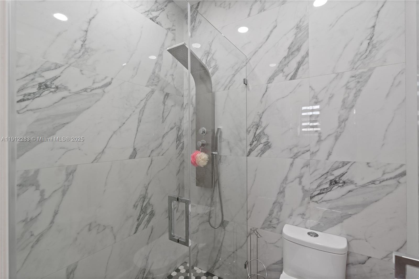 COCO PALM ESTATES - Residential