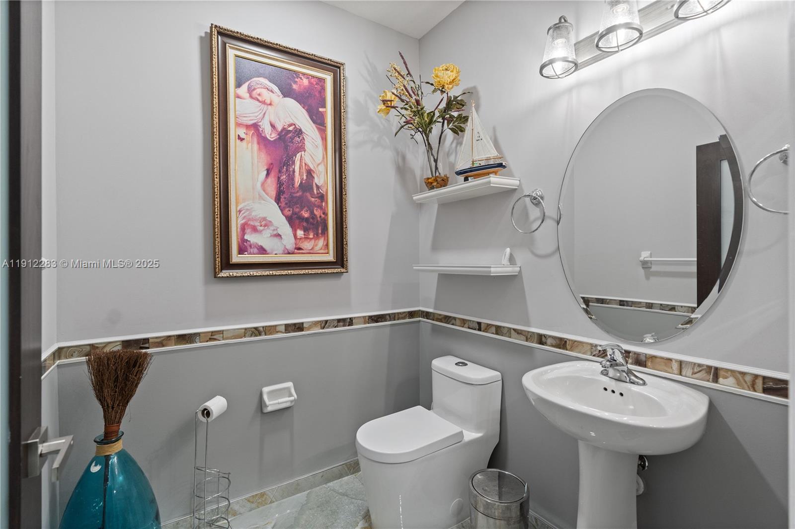 COCO PALM ESTATES - Residential