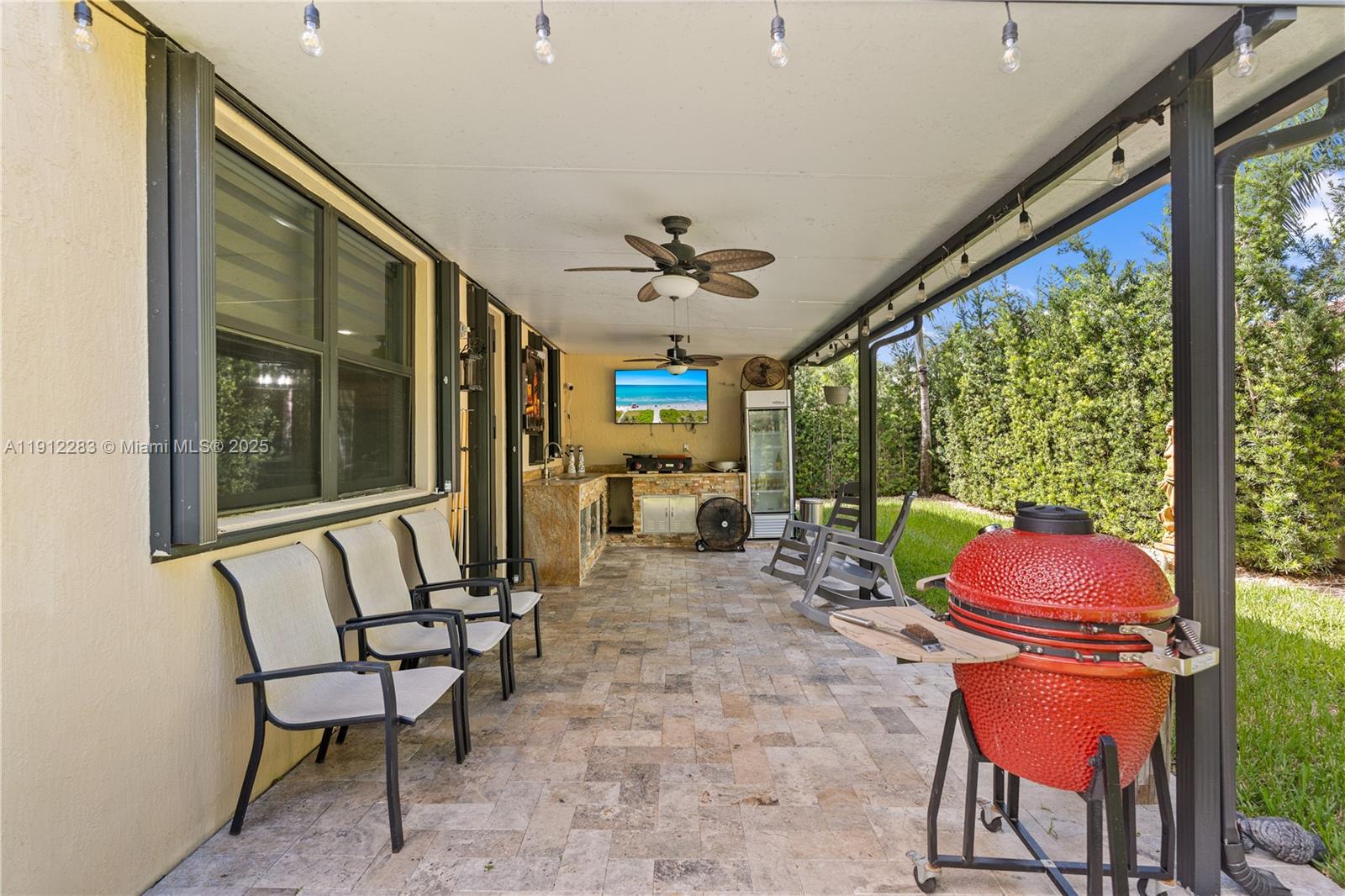 COCO PALM ESTATES - Residential