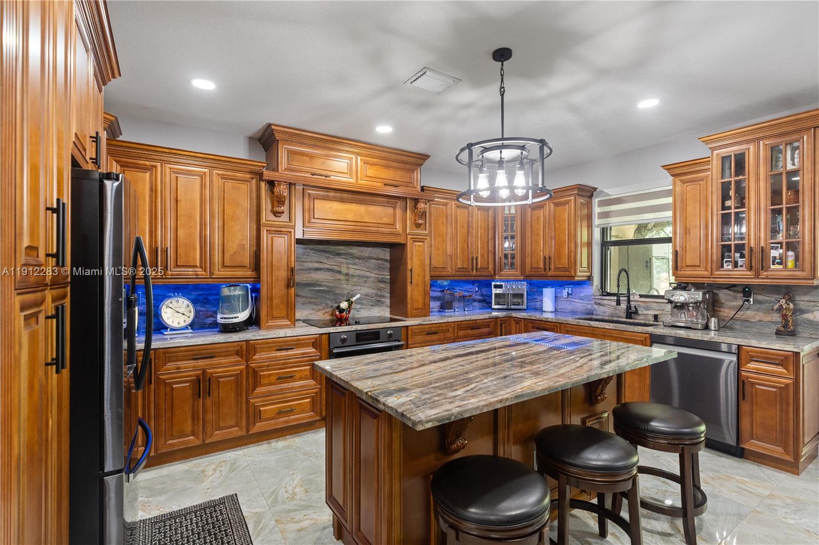 COCO PALM ESTATES - Residential