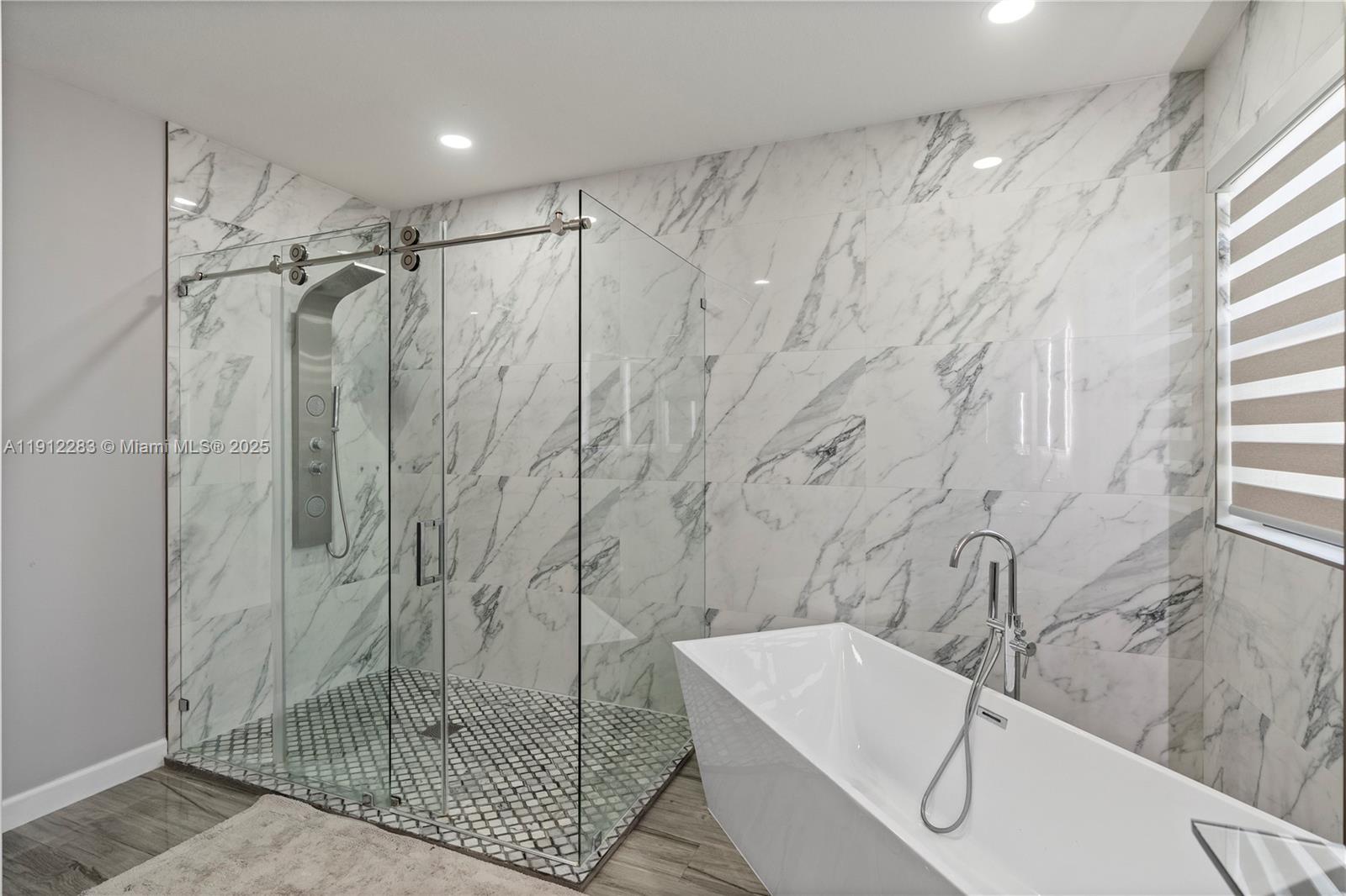 COCO PALM ESTATES - Residential