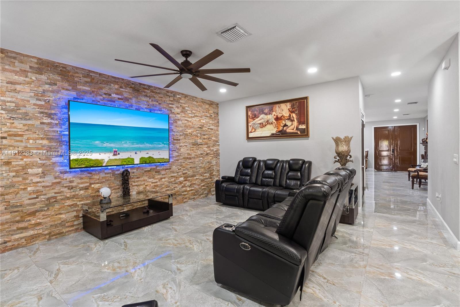 COCO PALM ESTATES - Residential