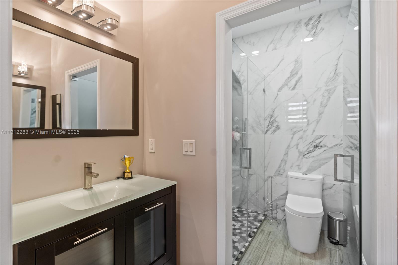 COCO PALM ESTATES - Residential