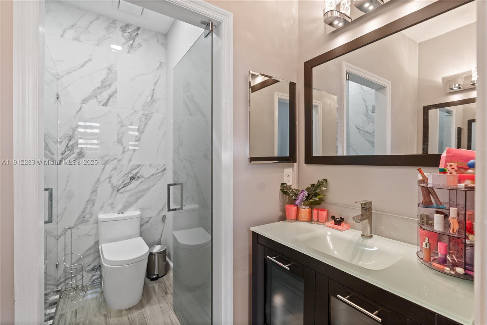 COCO PALM ESTATES - Residential