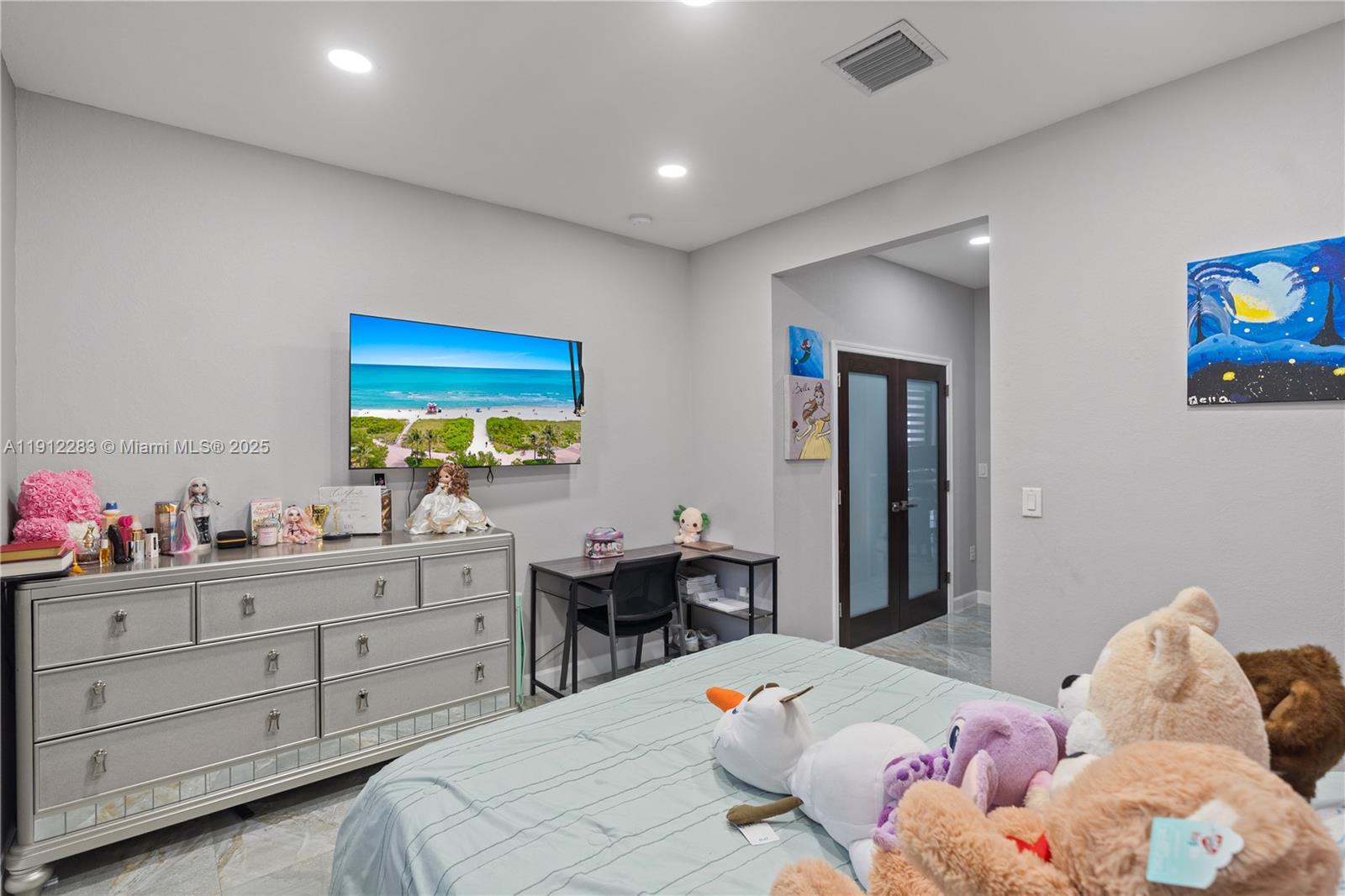 COCO PALM ESTATES - Residential