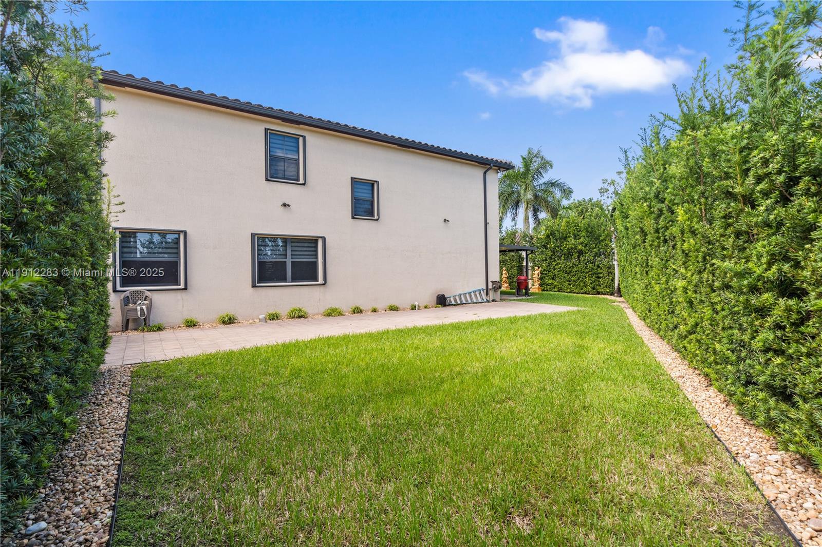 COCO PALM ESTATES - Residential