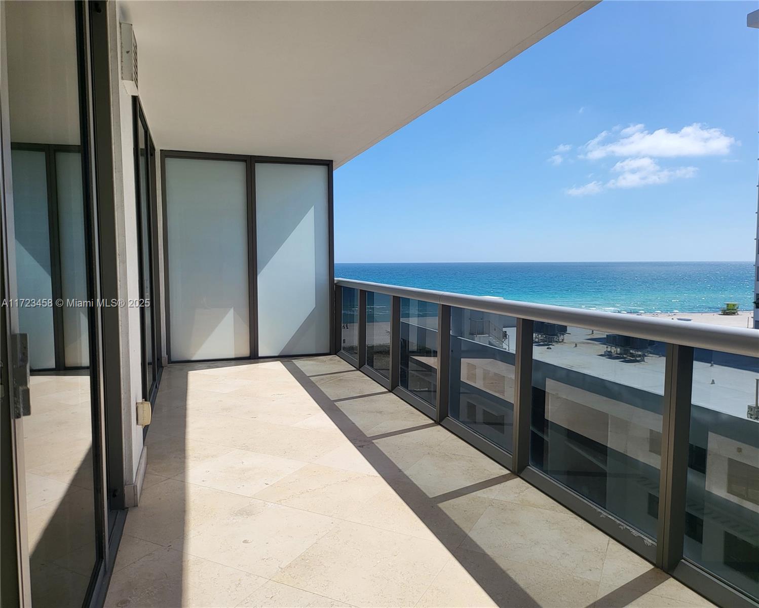 5875 Collins Ave 806