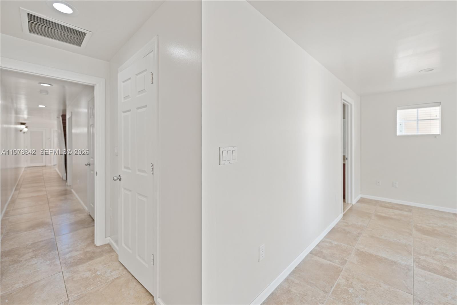 Tarpon River - Residential