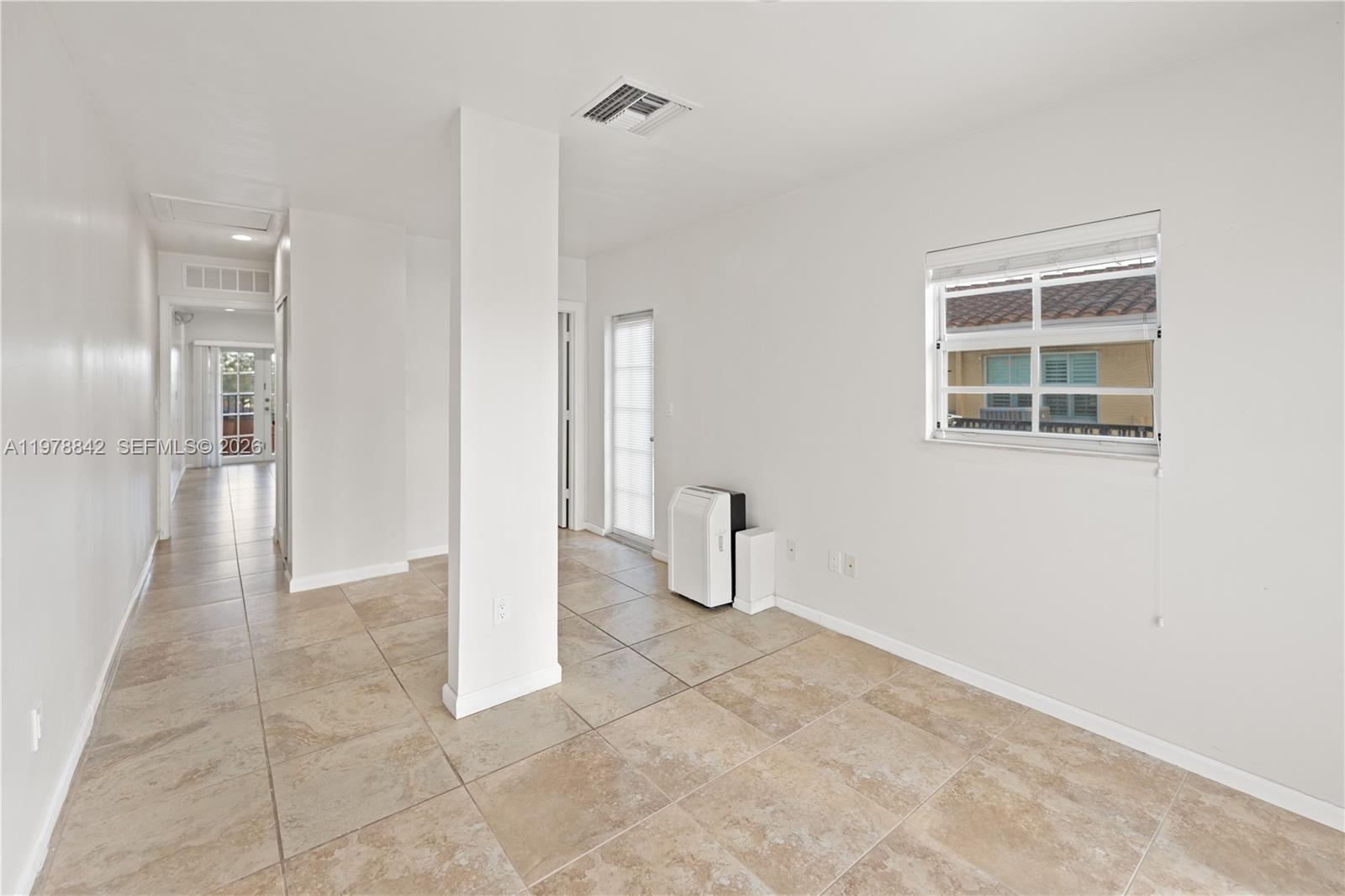 Tarpon River - Residential