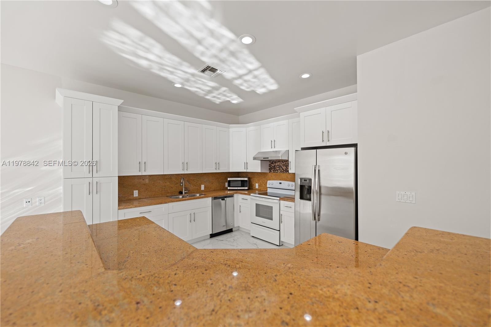 Tarpon River - Residential