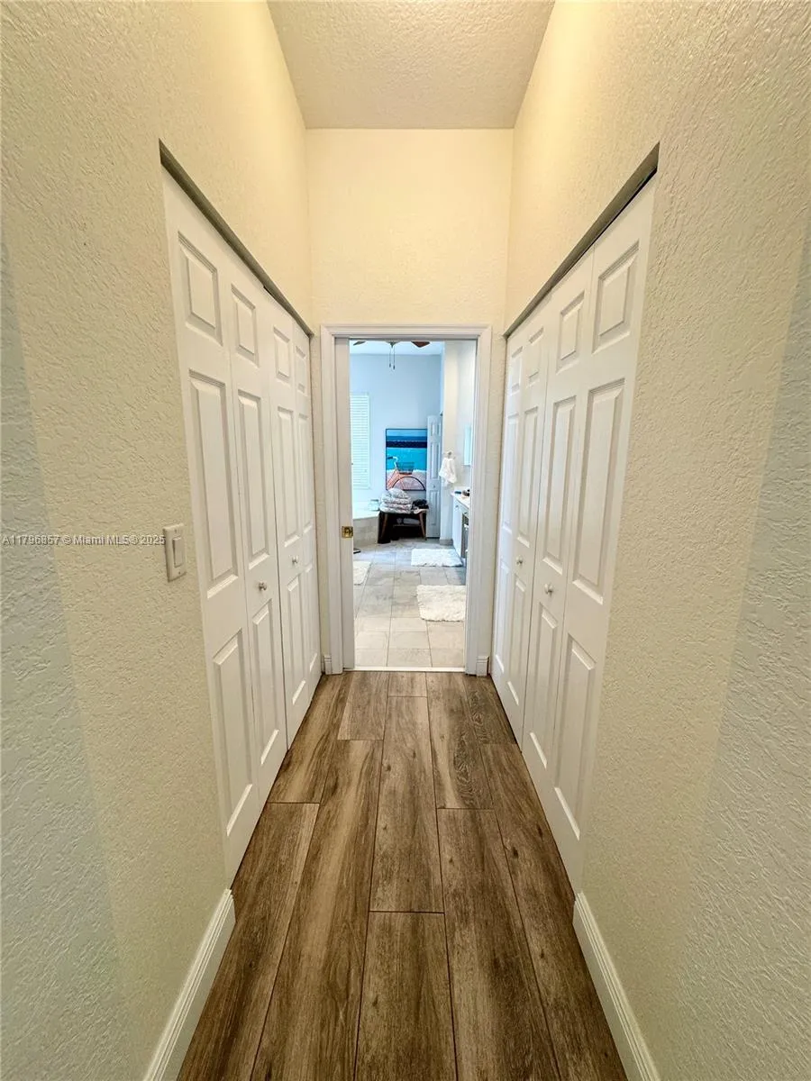 Pembroke Pines, Florida 33028, United States, 4 Bedrooms Bedrooms, ,3 BathroomsBathrooms,Residential,Active,123203