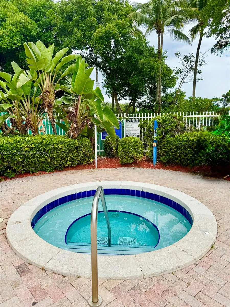 Pembroke Pines, Florida 33028, United States, 4 Bedrooms Bedrooms, ,3 BathroomsBathrooms,Residential,Active,123203