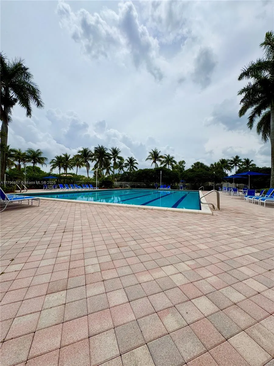 Pembroke Pines, Florida 33028, United States, 4 Bedrooms Bedrooms, ,3 BathroomsBathrooms,Residential,Active,123203