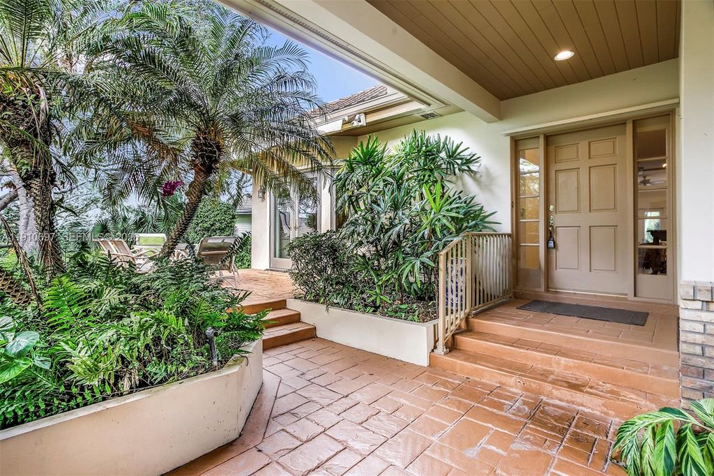 Photo of 12001 SE Prestwick Ter, Tequesta, FL 33469 (MLS # A11910697)