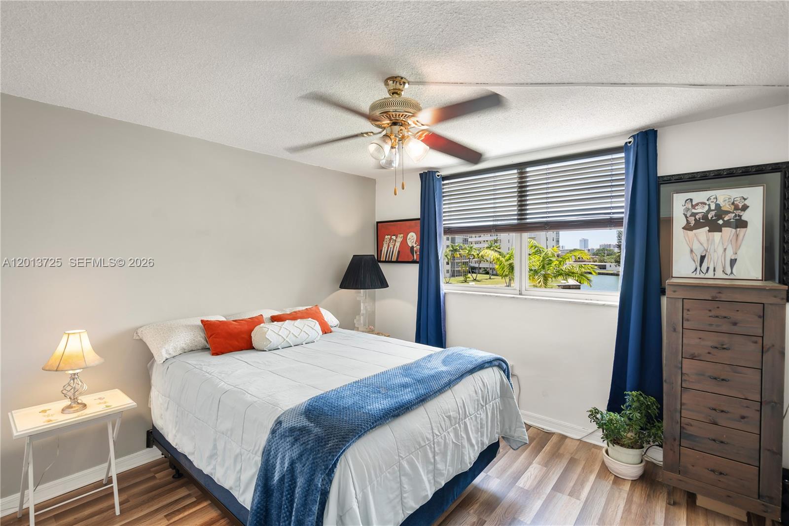 POINT EAST SEC II CONDO - Residential