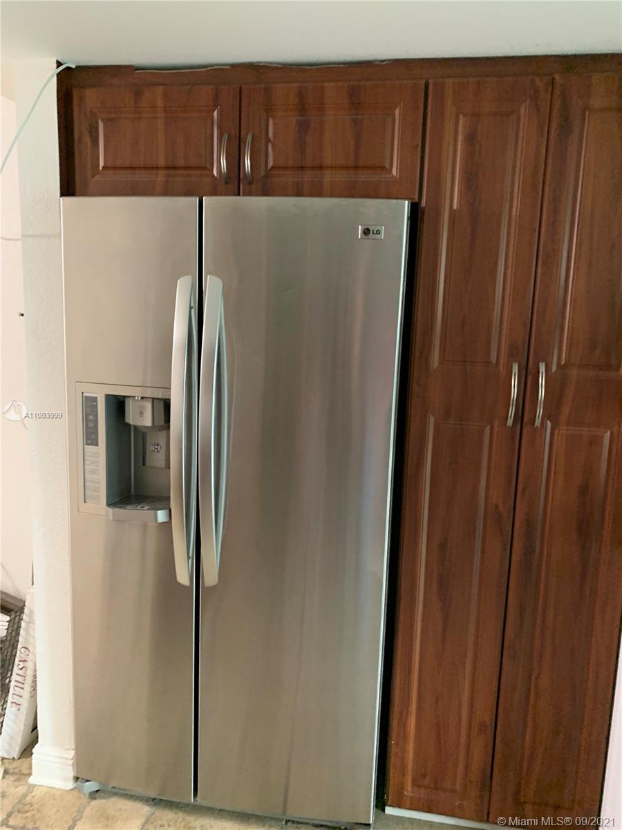 VISTA DEL LAGO CONDO II - Residential Lease