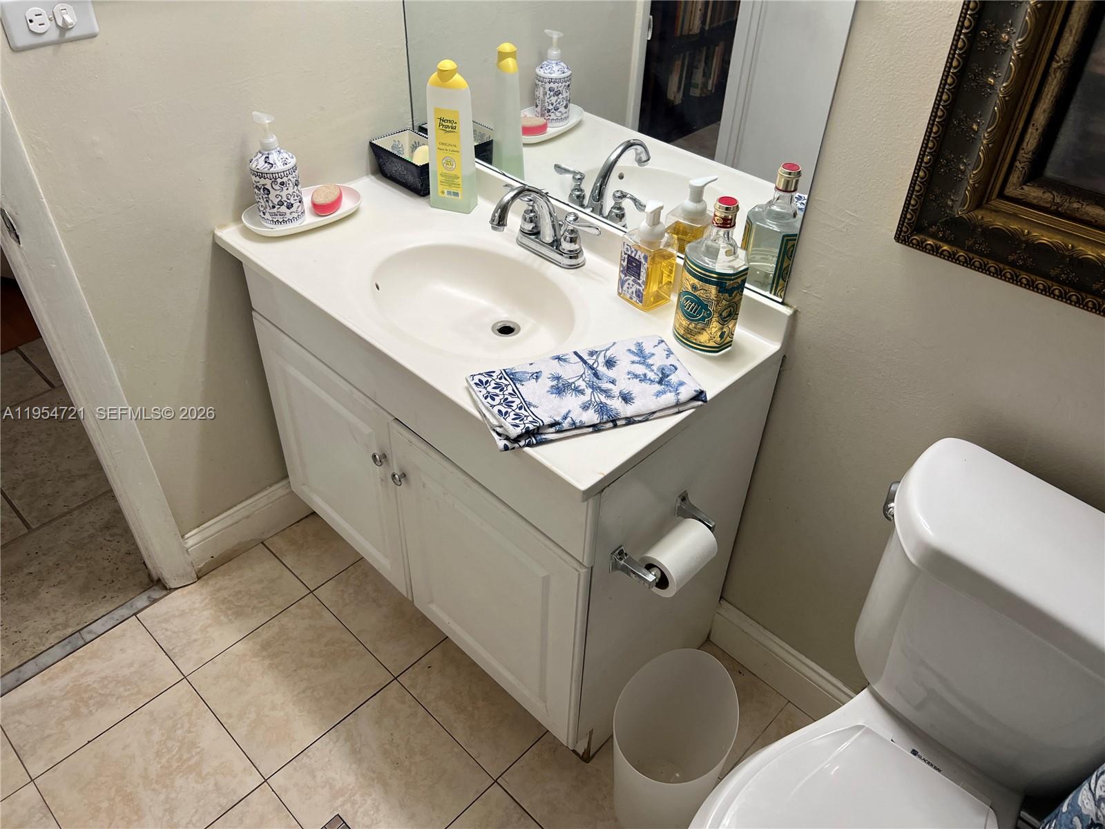 SOVEREIGNS CONDO - Residential