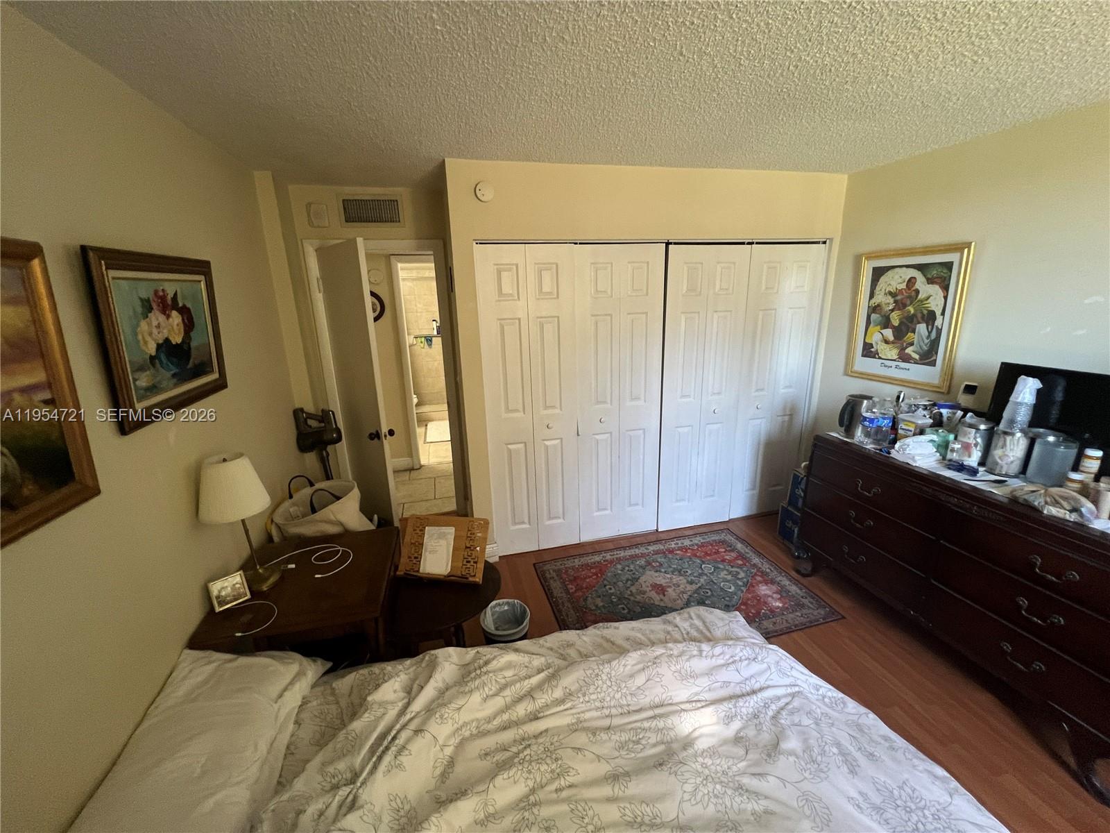 SOVEREIGNS CONDO - Residential