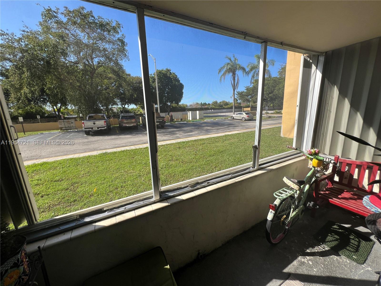 SOVEREIGNS CONDO - Residential