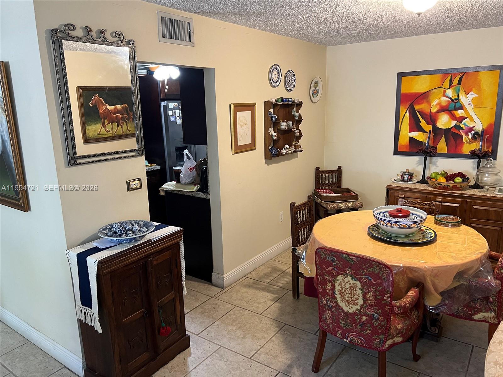 SOVEREIGNS CONDO - Residential