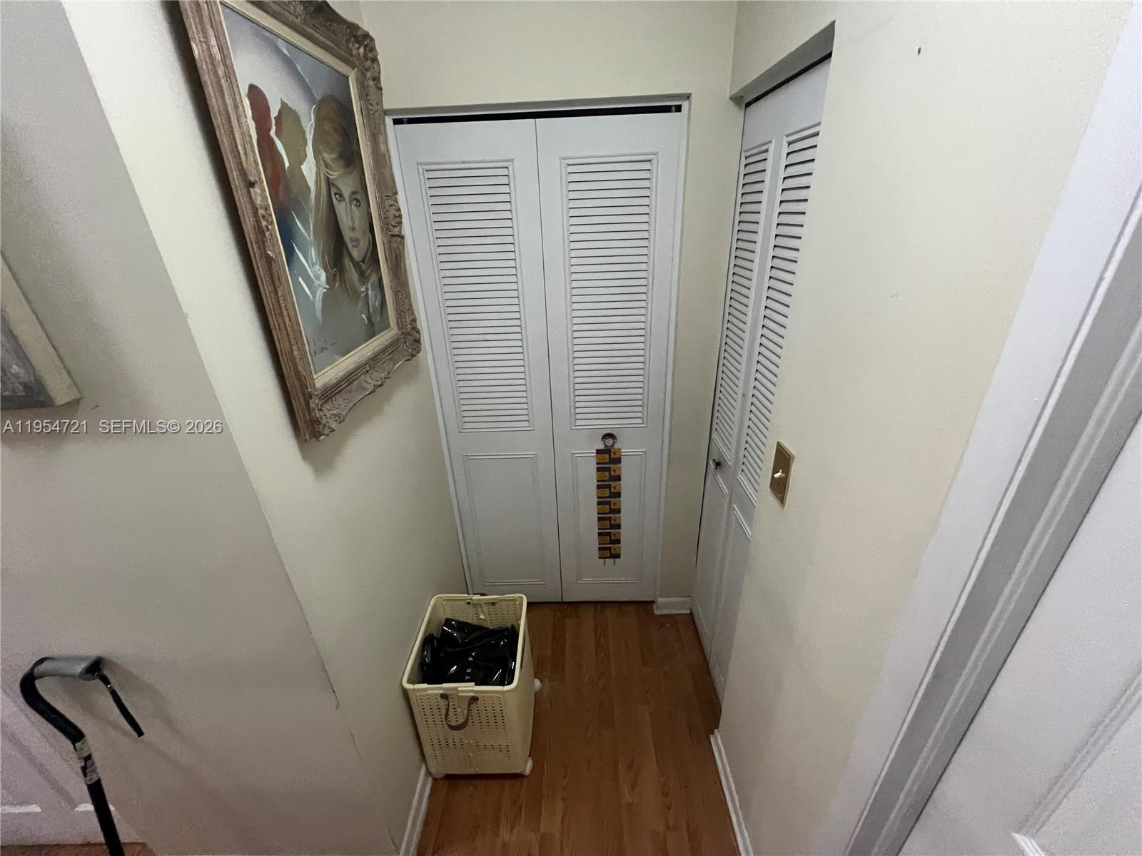 SOVEREIGNS CONDO - Residential