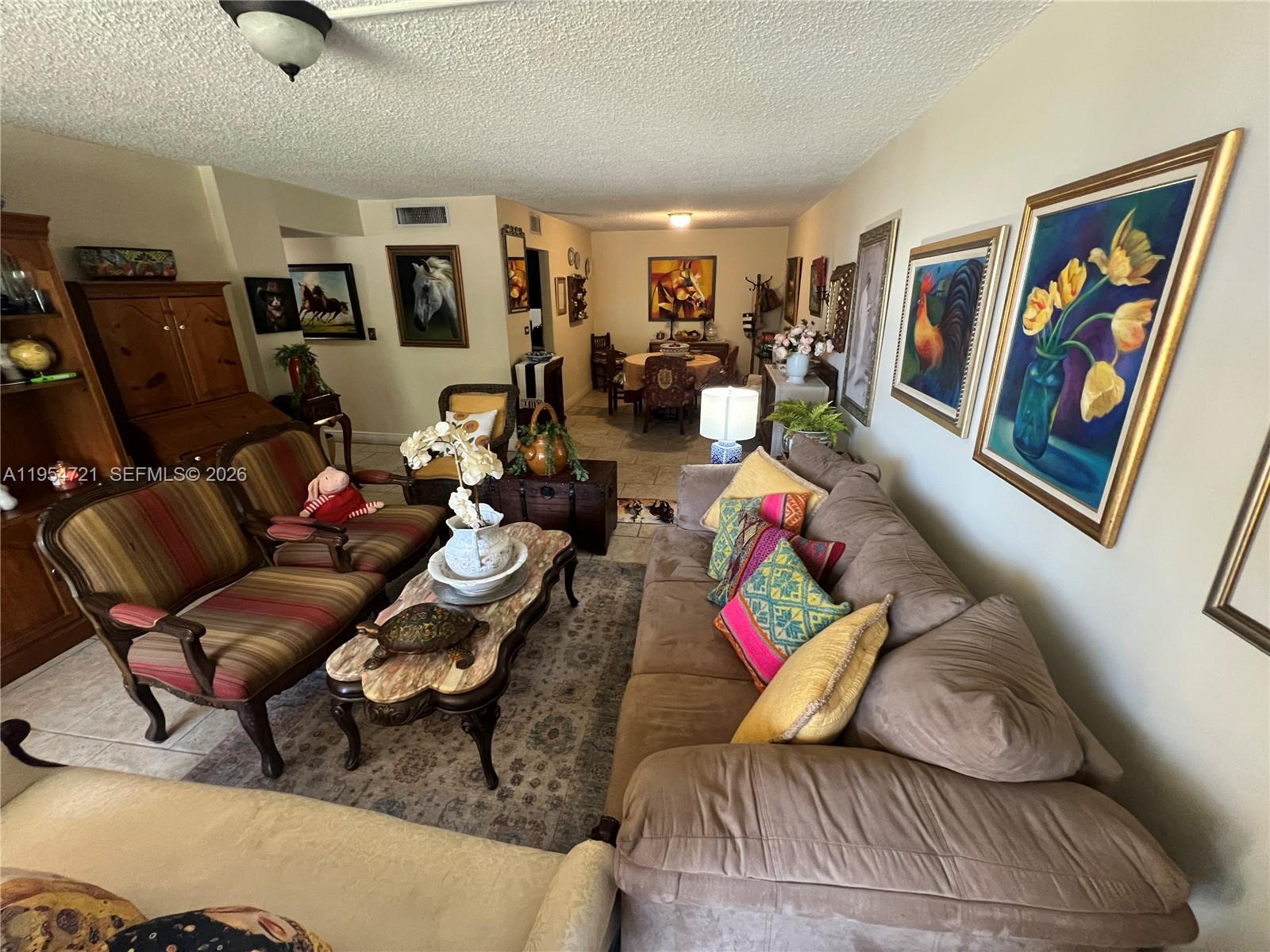 SOVEREIGNS CONDO - Residential