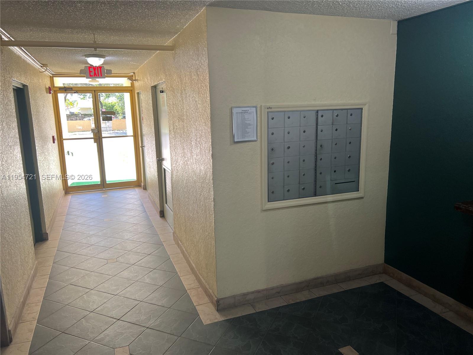 SOVEREIGNS CONDO - Residential