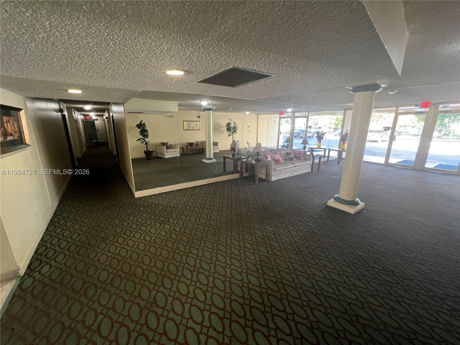 SOVEREIGNS CONDO - Residential