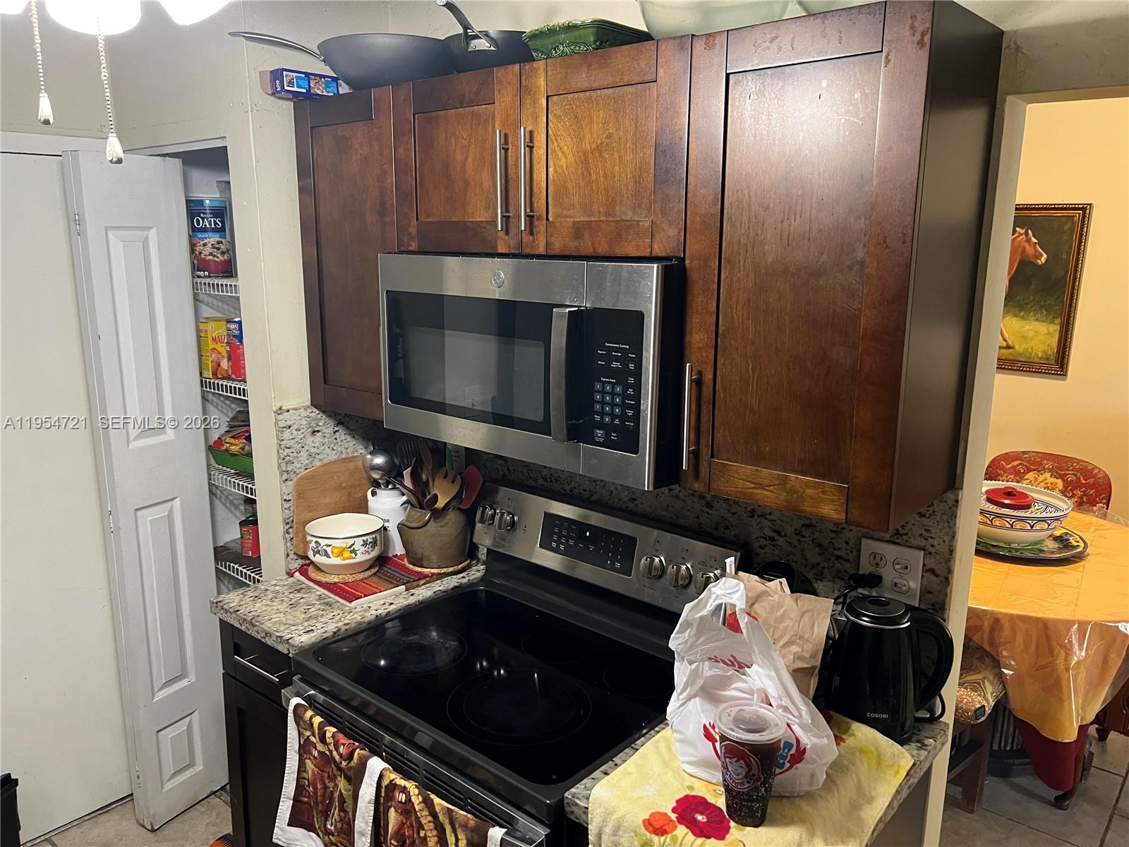 SOVEREIGNS CONDO - Residential