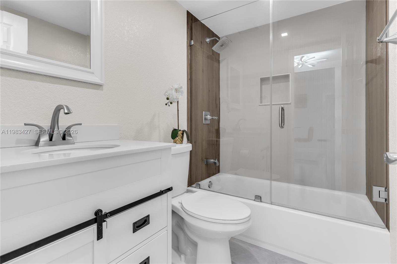 LUDLUM LAKE CONDO BLDG C - Residential